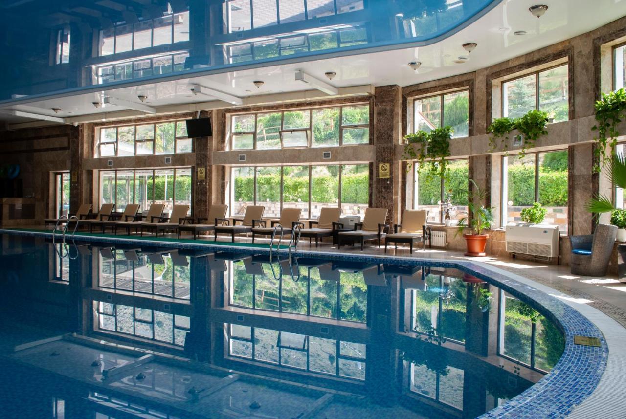 Jannat Resort Kara-Bulak Ngoại thất bức ảnh
