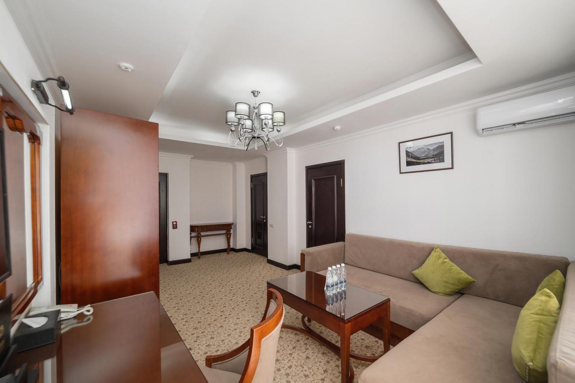 Jannat Resort Kara-Bulak Phòng bức ảnh
