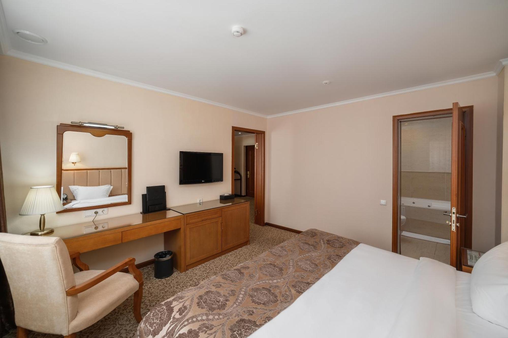 Jannat Resort Kara-Bulak Phòng bức ảnh