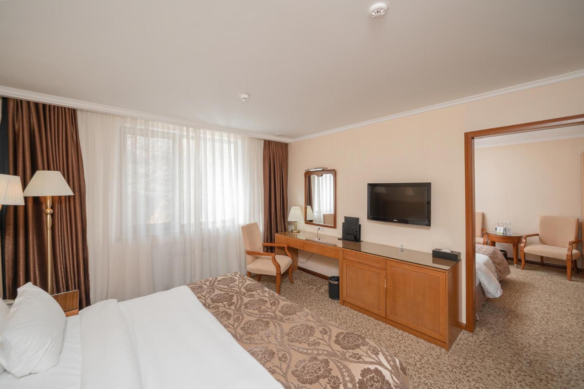 Jannat Resort Kara-Bulak Phòng bức ảnh