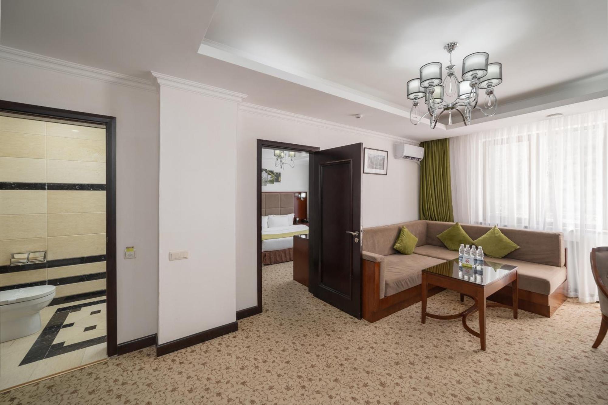 Jannat Resort Kara-Bulak Phòng bức ảnh